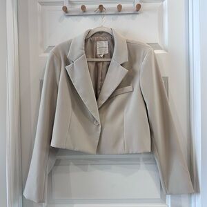Cream Cropped Blazer